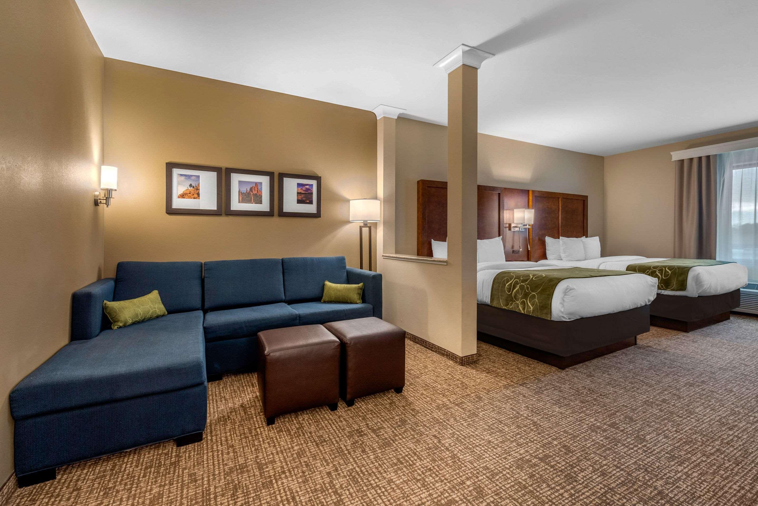 Comfort Suites Denver Near Anschutz Medical Campus Аврора Экстерьер фото