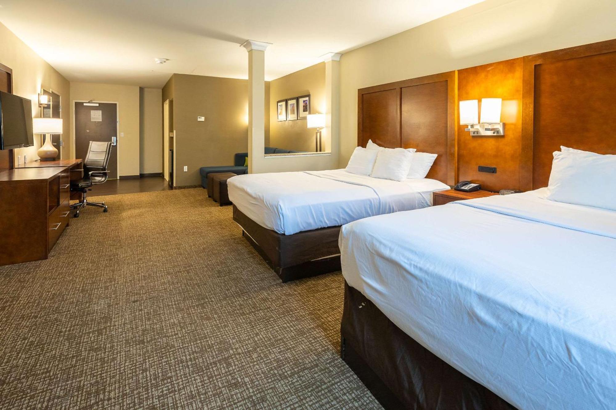 Comfort Suites Denver Near Anschutz Medical Campus Аврора Экстерьер фото