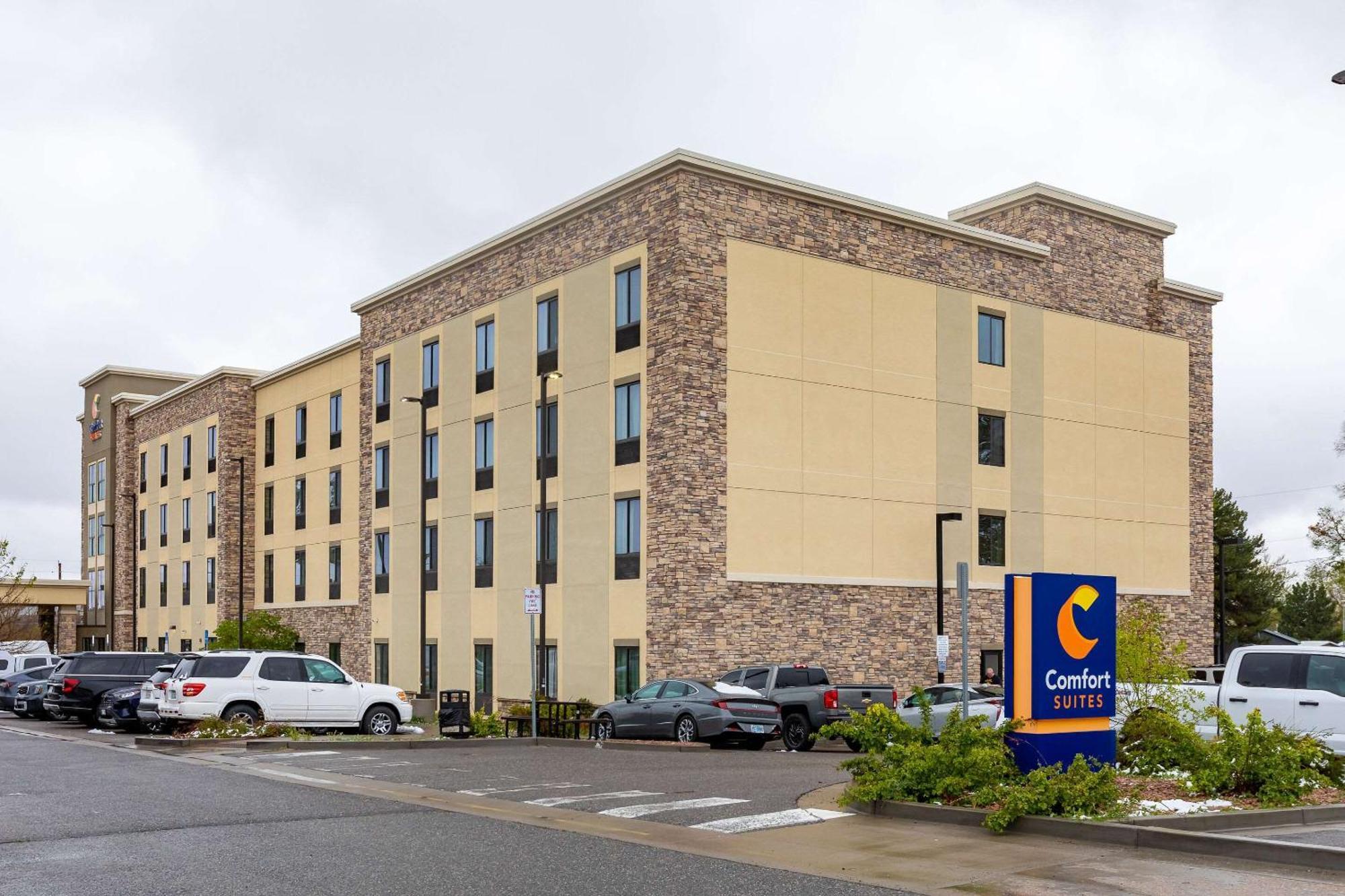 Comfort Suites Denver Near Anschutz Medical Campus Аврора Экстерьер фото