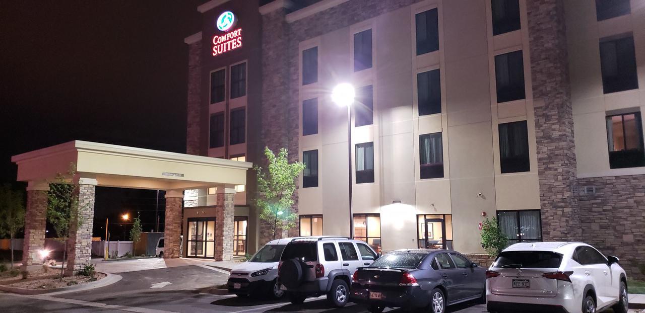 Comfort Suites Denver Near Anschutz Medical Campus Аврора Экстерьер фото